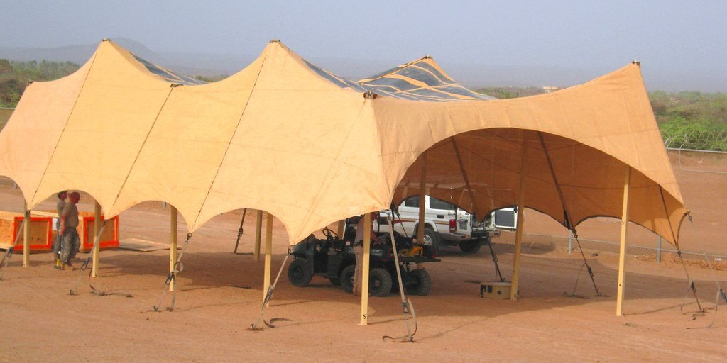 Rapid-Deploy Desert Canopy